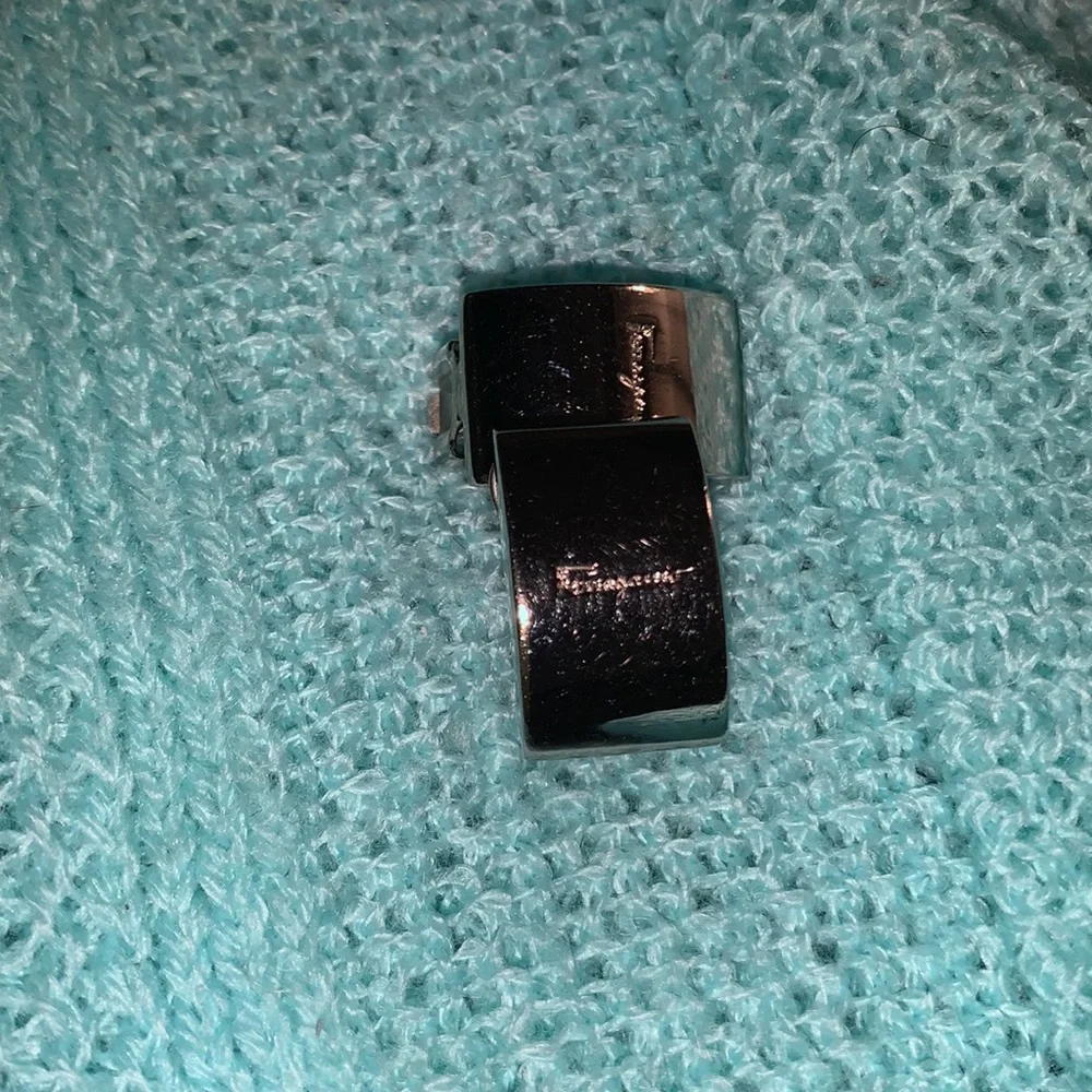Salvatore Ferragamo clip on earrings silver tone - Picture 6 of 6